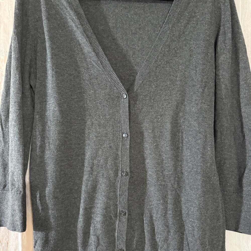 LOFT Gray‎ Knit V-Neck Cardigan